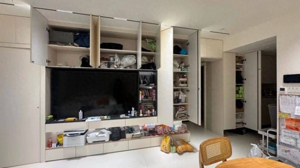 牛掌柜 入住后我发现：定制柜越多，空间感越乱